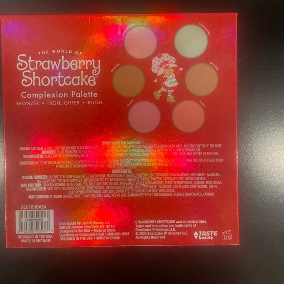 🛍️ Strawberry Shortcakes Complexion Palette - Bronzer, Highlighter, & Blush - Picture 6 of 7